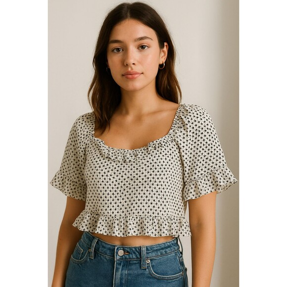 Star Print Size Small Ruffle Hem Crop Top Women’s Flowy Boho Indie Blouse - Picture 1 of 11